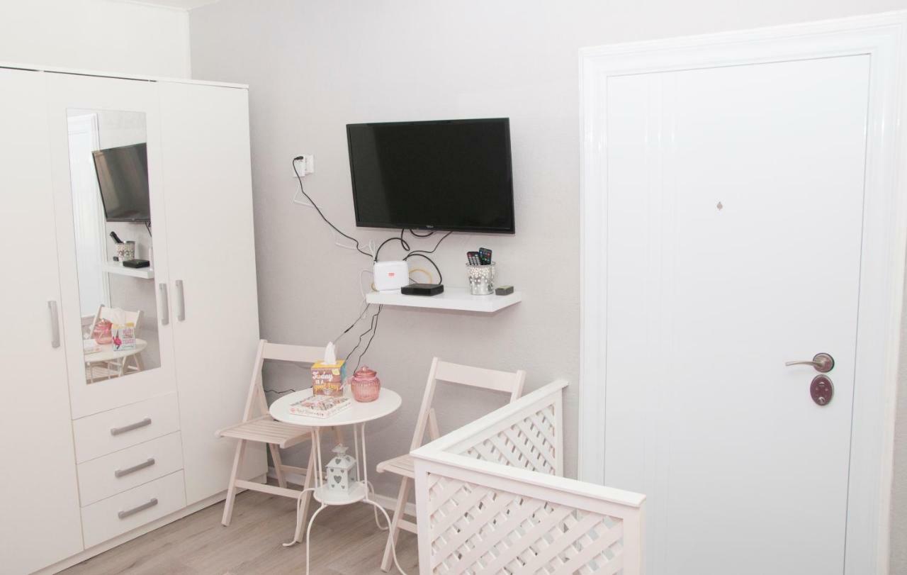 Bistrik Rose Apartment Сараєво Екстер'єр фото